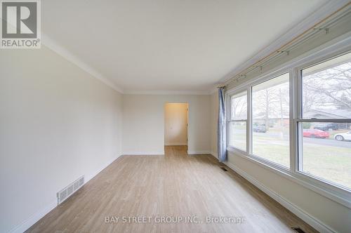 5 Clearview Heights, St. Catharines, ON - Indoor Photo Showing Other Room