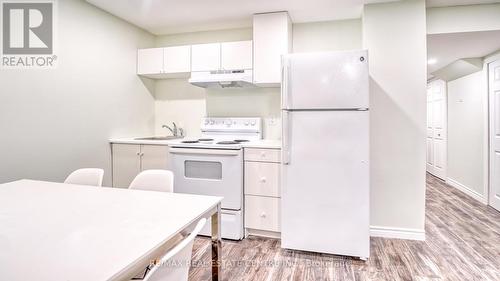 160 Christine Elliott Avenue, Whitby, ON - Indoor Photo Showing Kitchen