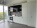 810 - 6 Parkwood Avenue, Toronto, ON  - Indoor Photo Showing Kitchen 