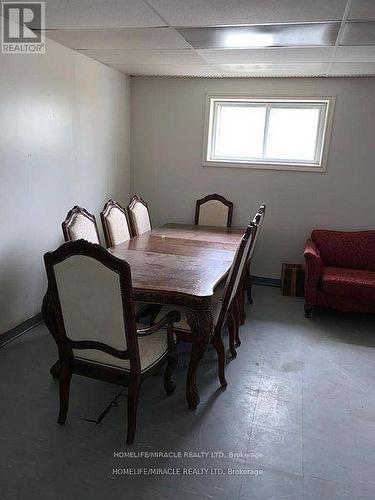 60 Tenth Street E, Armstrong, ON - Indoor Photo Showing Dining Room