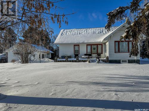 119 Wells Avenue E, Langenburg, SK - Outdoor