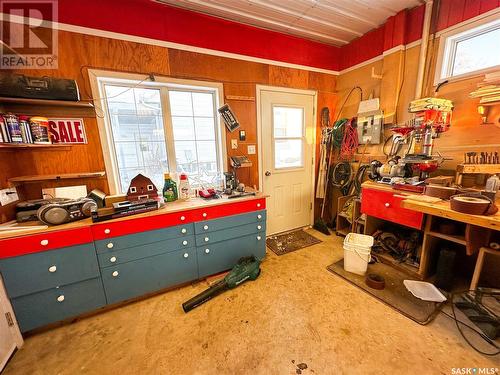 119 Wells Avenue E, Langenburg, SK - Indoor Photo Showing Garage