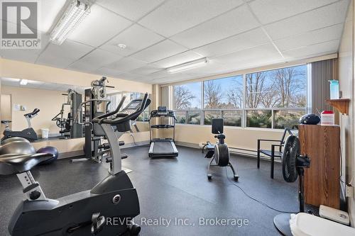 411 - 365 Geneva Street, St. Catharines (446 - Fairview), ON - Indoor Photo Showing Gym Room