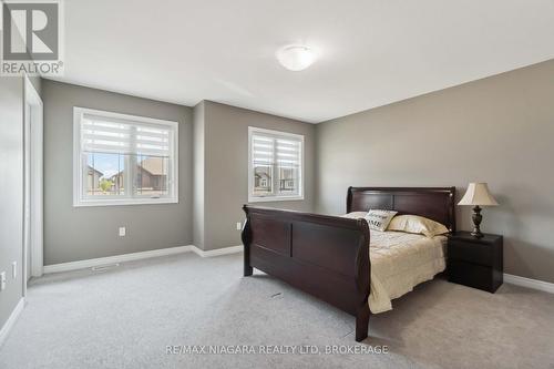 24 Lamb Crescent, Thorold, ON - Indoor Photo Showing Bedroom