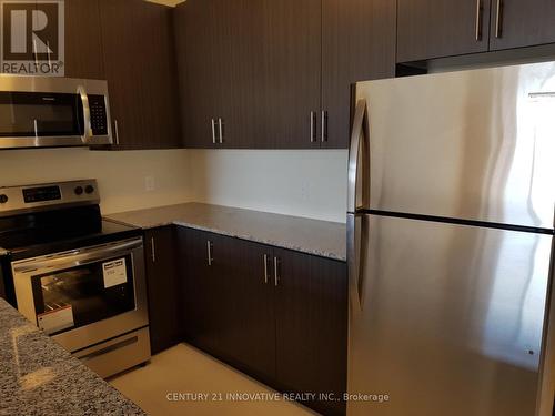 413 - 7325 Markham Road, Markham, ON - Indoor Photo Showing Kitchen With Stainless Steel Kitchen