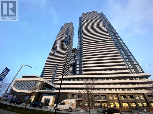 909 - 195 Commerce Street, Vaughan, ON - Outdoor With Facade