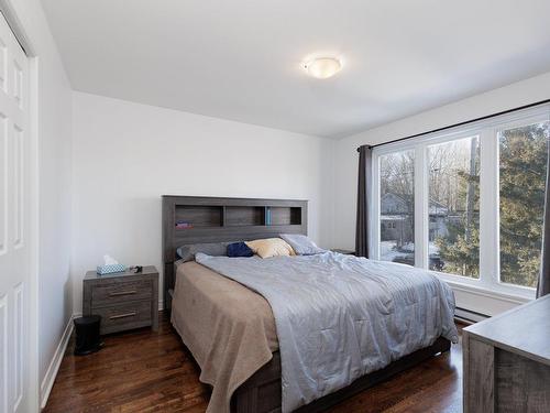 Master bedroom - 283  - 287 24E Avenue, L'Île-Perrot, QC - Indoor Photo Showing Bedroom