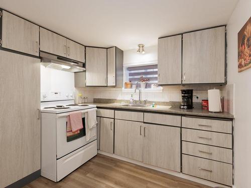 Kitchen - 283  - 287 24E Avenue, L'Île-Perrot, QC - Indoor Photo Showing Kitchen