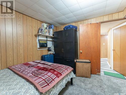 2615 Lacon Street, Regina, SK - Indoor Photo Showing Bedroom