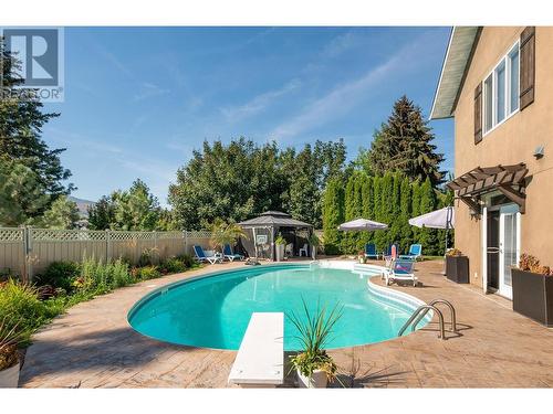 465 Okaview Road, Kelowna, BC - Outdoor With In Ground Pool With Backyard