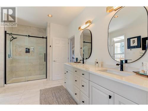 465 Okaview Road, Kelowna, BC - Indoor Photo Showing Bathroom