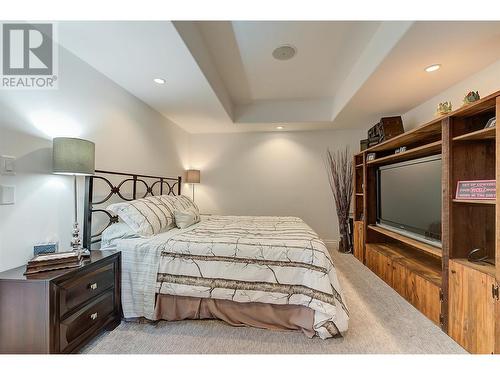 465 Okaview Road, Kelowna, BC - Indoor Photo Showing Bedroom