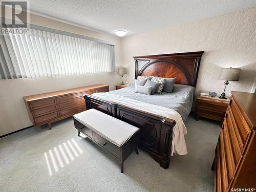 120 Hayes Drive, Swift Current, SK - Indoor Photo Showing Bedroom