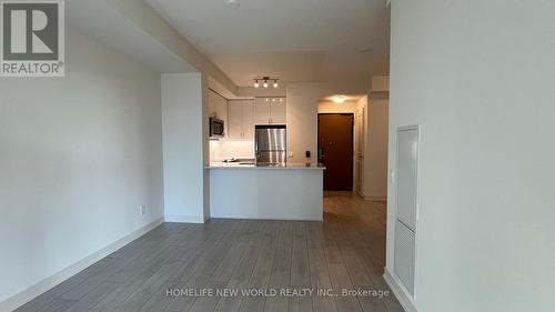 1809 - 4955 Yonge Street, Toronto, ON - Indoor Photo Showing Kitchen