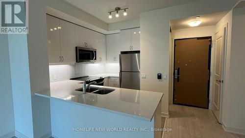 1809 - 4955 Yonge Street, Toronto, ON - Indoor Photo Showing Kitchen With Double Sink With Upgraded Kitchen