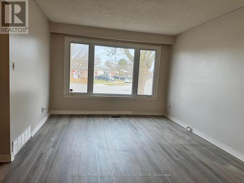 14 Ashdale Crescent, Clarington, ON - Indoor Photo Showing Other Room