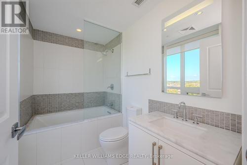 808 - 3500 Lakeshore Road W, Oakville, ON - Indoor Photo Showing Bathroom