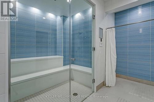 808 - 3500 Lakeshore Road W, Oakville, ON - Indoor Photo Showing Bathroom