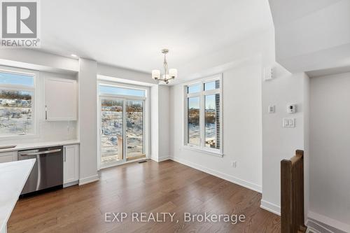 601 Knotridge Street, Ottawa, ON - Indoor Photo Showing Kitchen