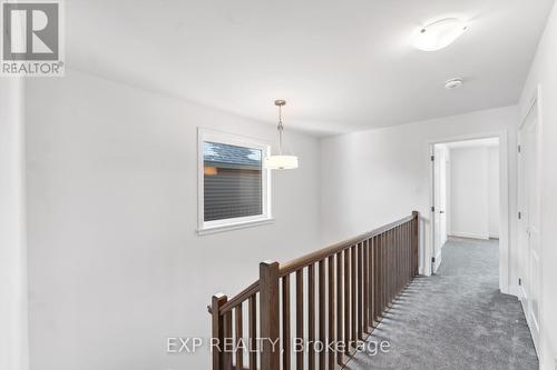 601 Knotridge Street, Ottawa, ON - Indoor Photo Showing Other Room