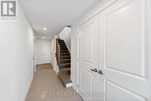 601 Knotridge Street, Ottawa, ON - Indoor Photo Showing Other Room