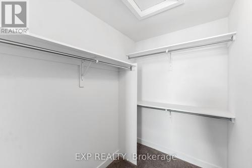 601 Knotridge Street, Ottawa, ON - Indoor With Storage