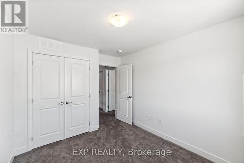 601 Knotridge Street, Ottawa, ON - Indoor Photo Showing Other Room