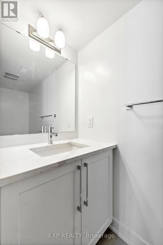 601 Knotridge Street, Ottawa, ON - Indoor Photo Showing Bathroom