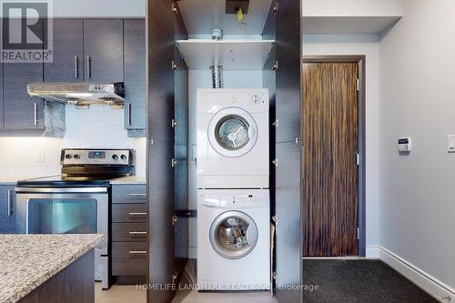 810 - 325 South Park Road, Markham, ON - Indoor Photo Showing Laundry Room