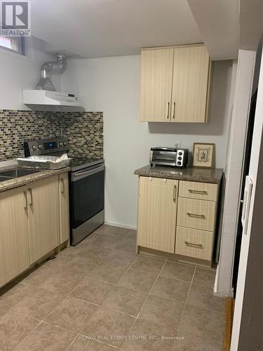 Bsmt - 10 Shenstone Avenue, Brampton, ON - Indoor Photo Showing Kitchen With Double Sink