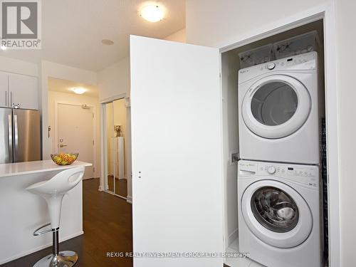 3808 - 510 Curran Place, Mississauga, ON - Indoor Photo Showing Laundry Room