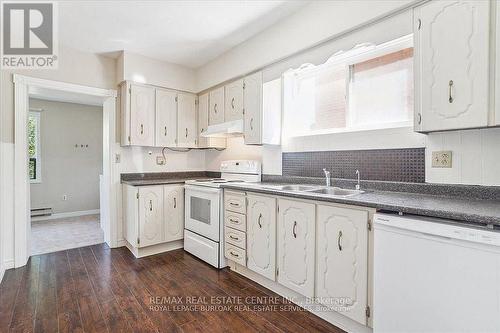 234 Market (Upper Level) Street, Hamilton, ON - Indoor Photo Showing Kitchen With Double Sink