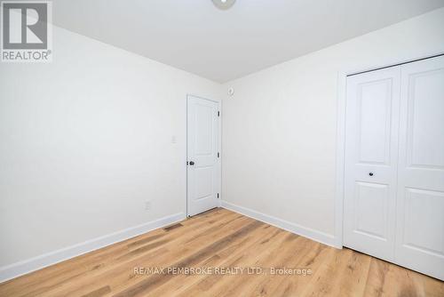 14 Durant Street, Petawawa, ON - Indoor Photo Showing Other Room