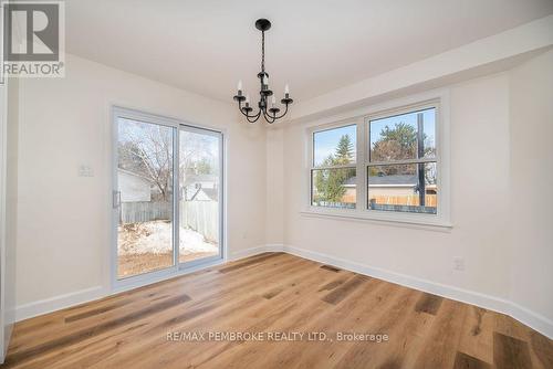 14 Durant Street, Petawawa, ON - Indoor Photo Showing Other Room