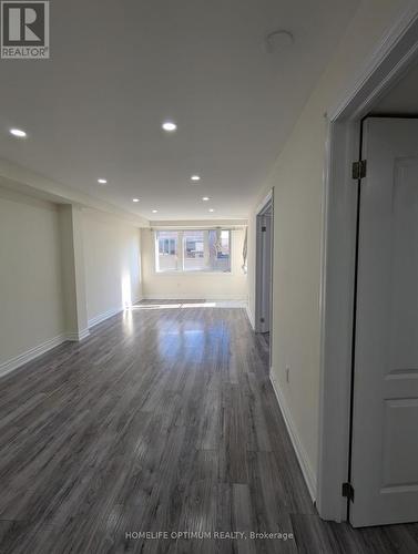 24 Richard Boyd Drive, East Gwillimbury, ON - Indoor Photo Showing Other Room