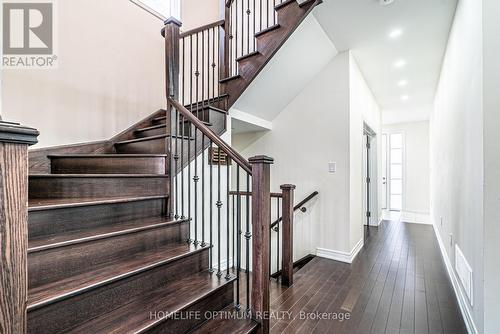 24 Richard Boyd Drive, East Gwillimbury, ON - Indoor Photo Showing Other Room