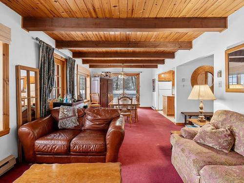 Salon - 866 Ch. De Ste-Anne-Des-Lacs, Sainte-Anne-Des-Lacs, QC - Indoor Photo Showing Living Room