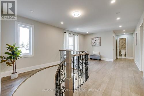 16 Bridgend Court S, Vaughan, ON - Indoor Photo Showing Other Room