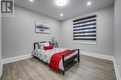 16 Bridgend Court S, Vaughan, ON - Indoor Photo Showing Bedroom