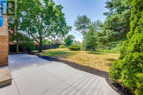 16 Bridgend Court S, Vaughan, ON - Outdoor