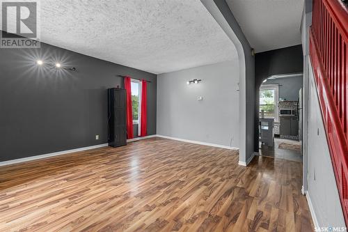 310 Grandview Street Sw, Moose Jaw, SK - Indoor Photo Showing Other Room