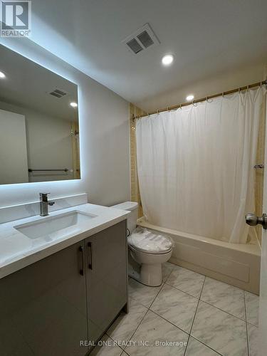 2430 - 33 Harbour Square, Toronto, ON - Indoor Photo Showing Bathroom