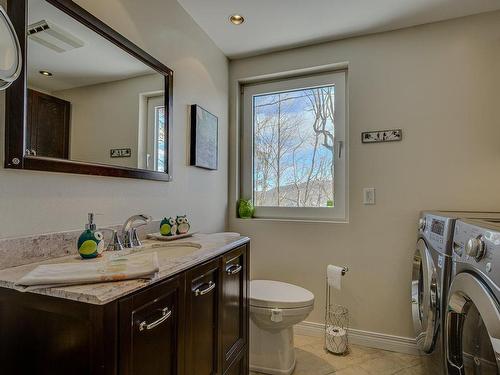 Bathroom - 1000 Rue Des Tournesols, Sainte-Adèle, QC - Indoor Photo Showing Laundry Room