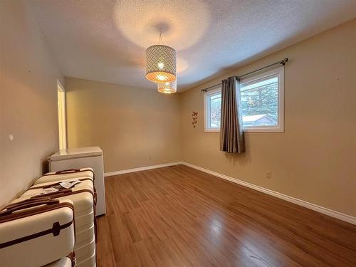 185 Market Street, Thunder Bay, ON - Indoor Photo Showing Other Room