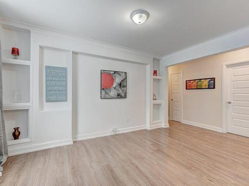 Living room - 1664 Rue Westgate, Longueuil (Le Vieux-Longueuil), QC - Indoor Photo Showing Other Room