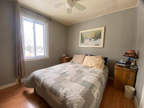 Bedroom - 885  - 889 Rue Boileau, Rivière-Rouge, QC - Indoor Photo Showing Bedroom