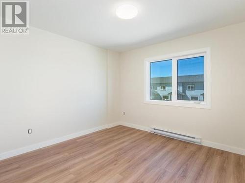 215 Witch Hazel Drive, Whitehorse, YT - Indoor Photo Showing Other Room