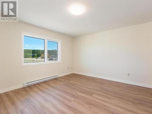 215 Witch Hazel Drive, Whitehorse, YT - Indoor Photo Showing Other Room