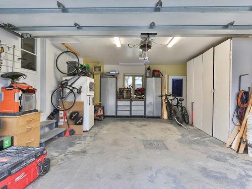 Garage - 175 Rue Maxime, Saint-Jean-Sur-Richelieu, QC - Indoor Photo Showing Garage