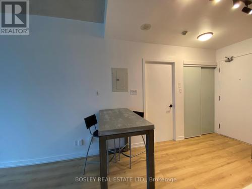 904 - 127 Queen Street E, Toronto, ON - Indoor Photo Showing Other Room